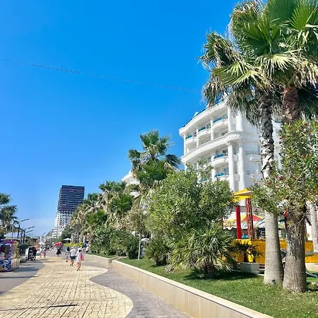 Lägenhet Rolling - Next To Premium & Grand Blue Fafa