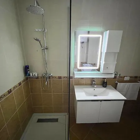 Rolling - Next To Premium & Grand Blue Fafa Apartment Golem (Tirana)