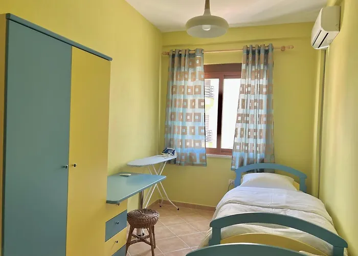 Apartamento Rolling - Next To Premium & Grand Blue Fafa Golem (Tirana)